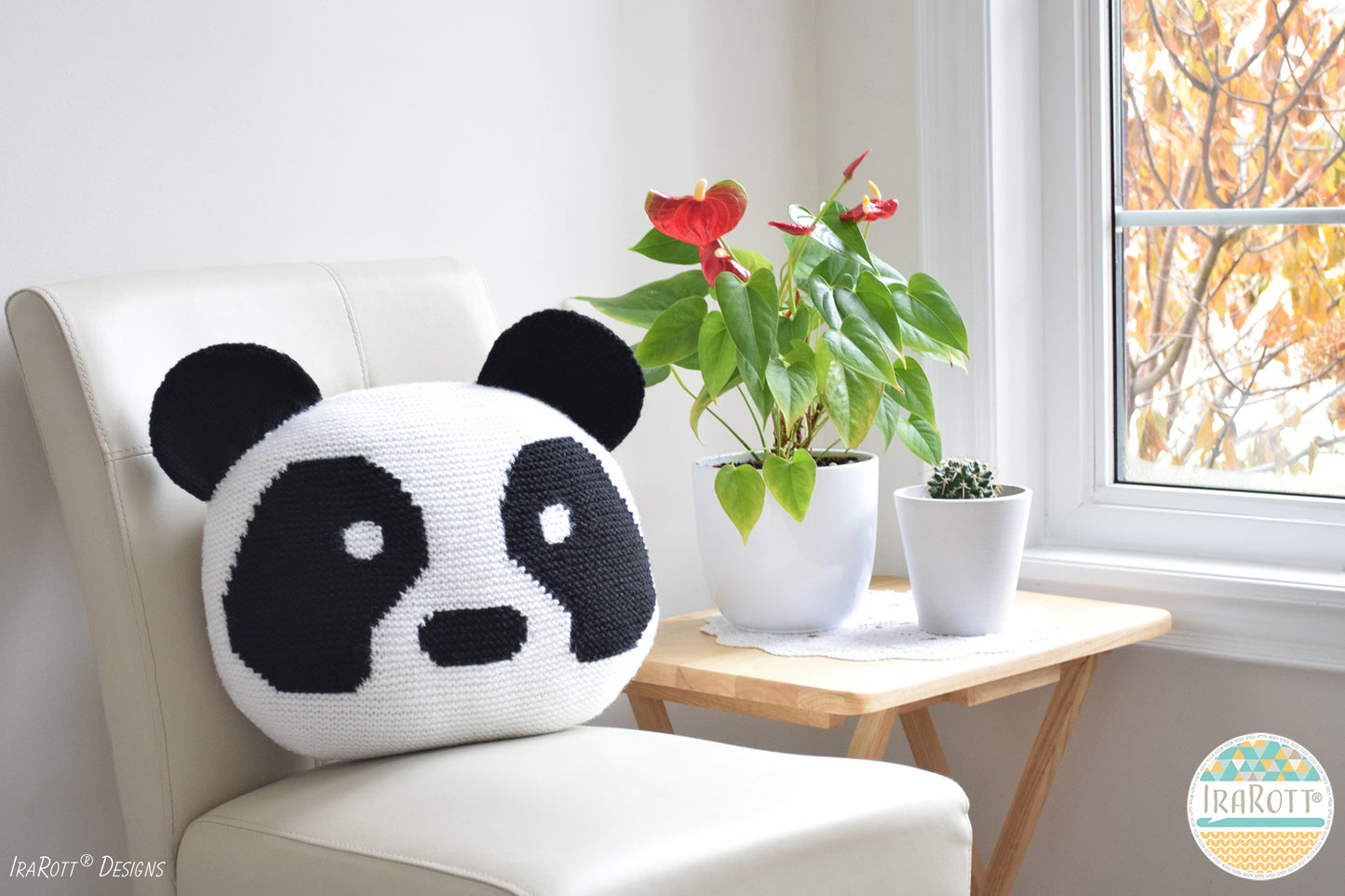 Amanda The Panda Pillow Knitting Pattern