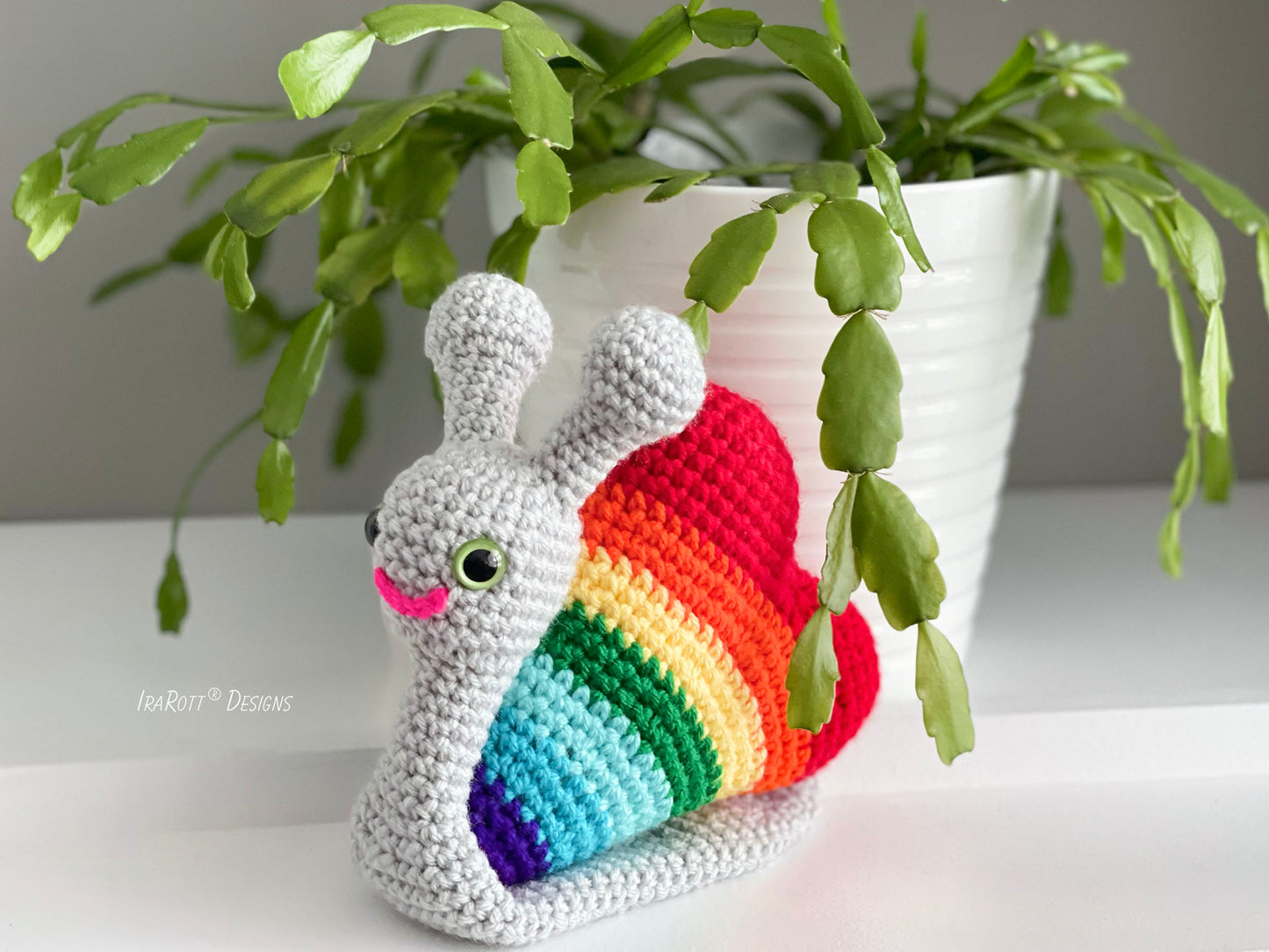 Cupid The Love Snail With Heart Amigurumi Crochet Pattern