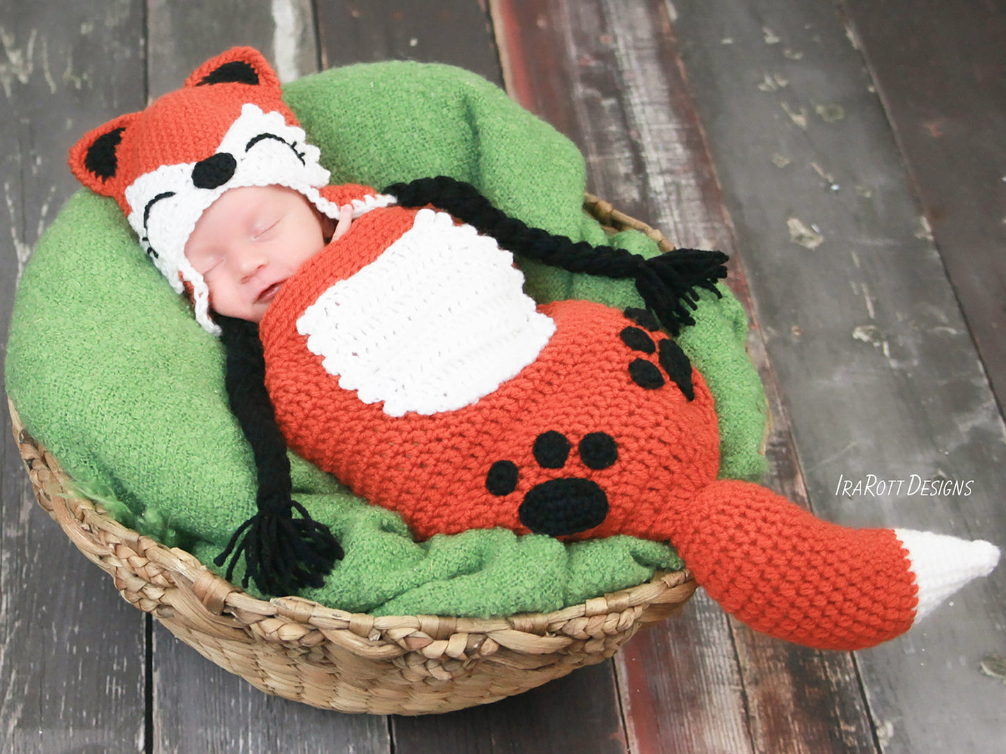 Roxy the Fox Baby Set Crochet Pattern