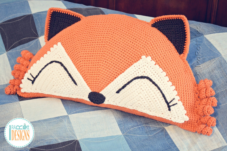 Foxy the Fox Pillow Crochet Pattern