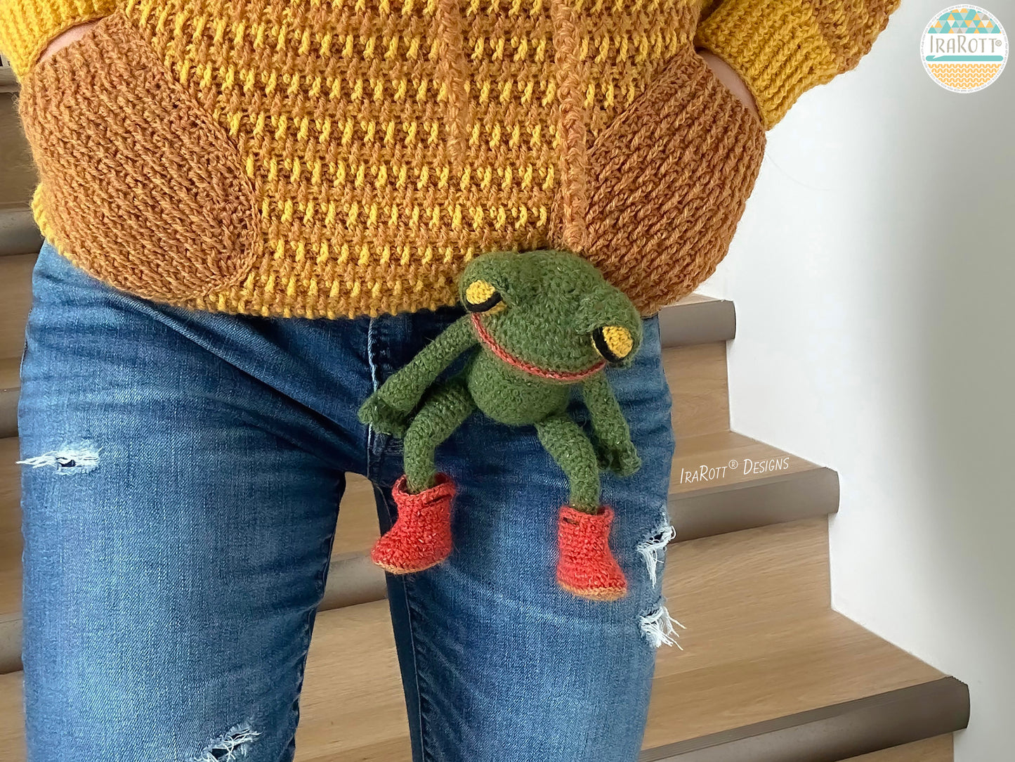 Jabka The Traveling Frog Amigurumi Crochet Pattern