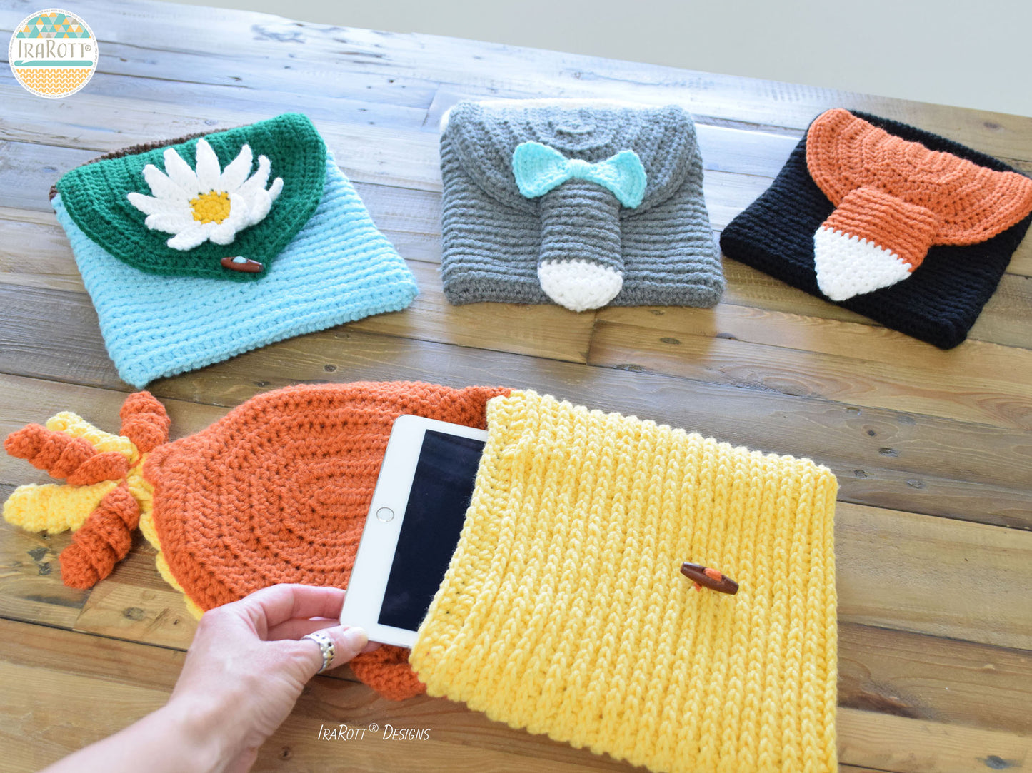 Slip and Flip Fun Handbags Crochet Pattern