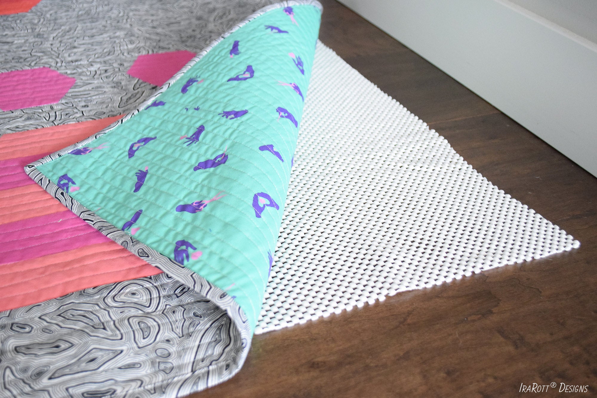 Non-Slip Lining For Quilted Rugs – IraRott Designs
