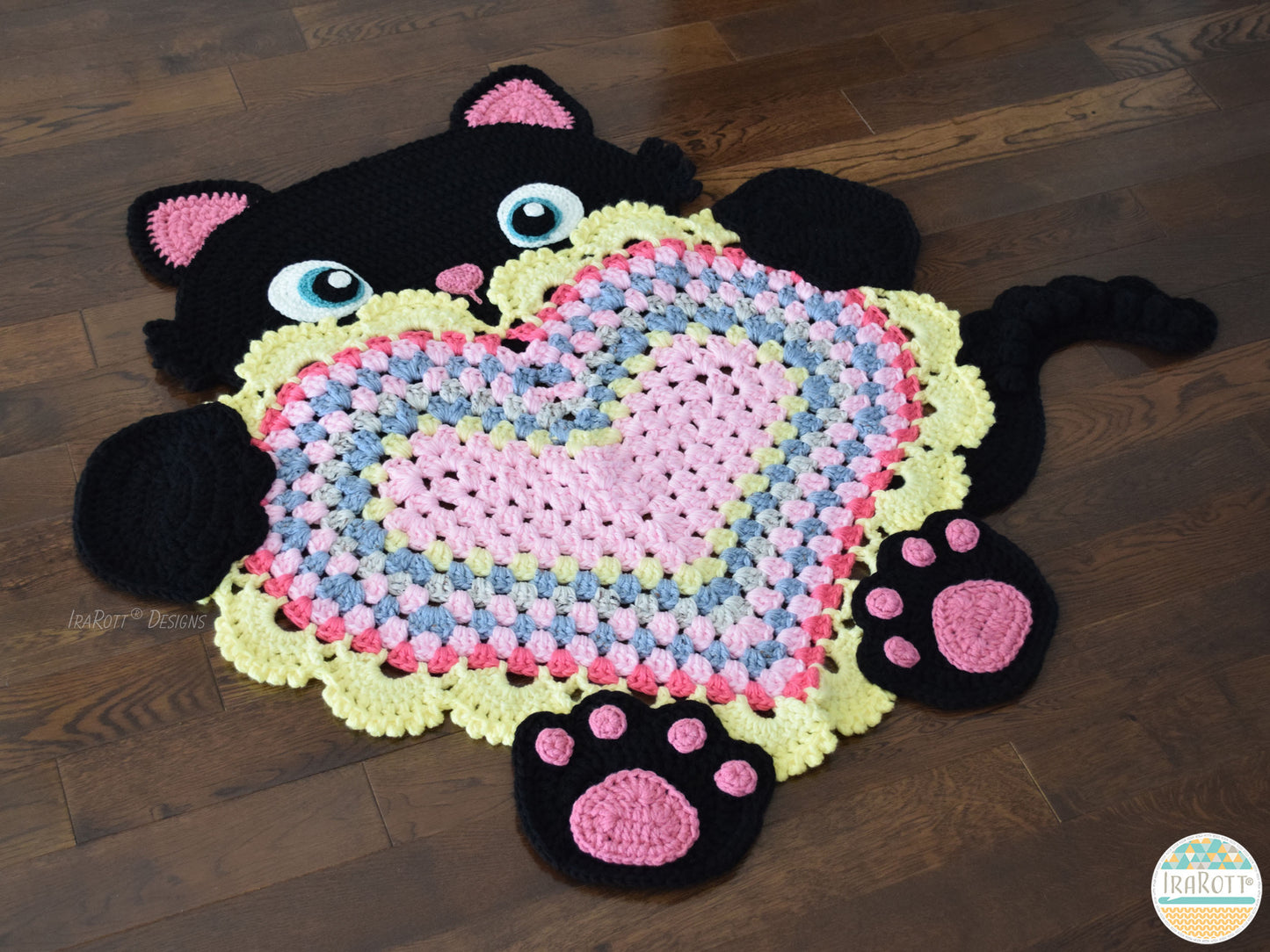 Kitty Cat With Heart Rug Crochet Pattern