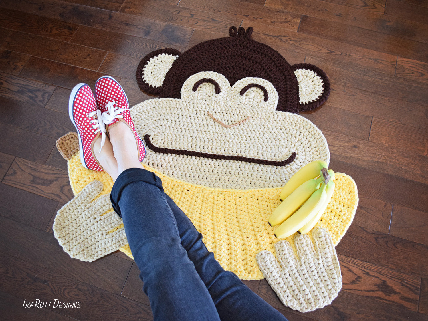 Small Monkey Rug Chimpanzee Banana Monkey Rug Crochet Pattern – IraRott Designs
