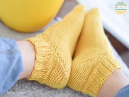 Ira’s Cable Knit DK Ankle Socks Knitting Pattern