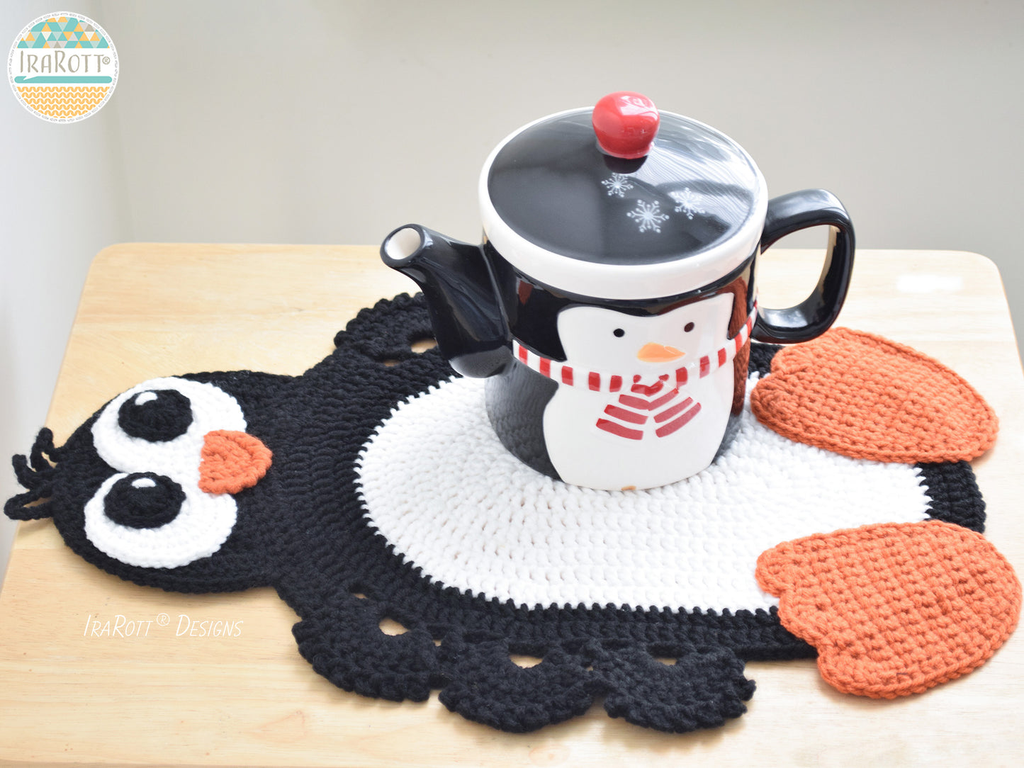 Roma The Happy Penguin Placemat Crochet Pattern